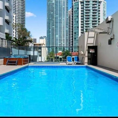 Ferienwohnung Fabulous Sea Views In The Heart Of Surfers Gold Coast Exterior foto